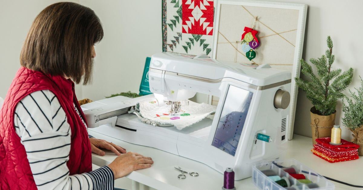 How To Create a Family Tree Quilt With Embroidered Blocks