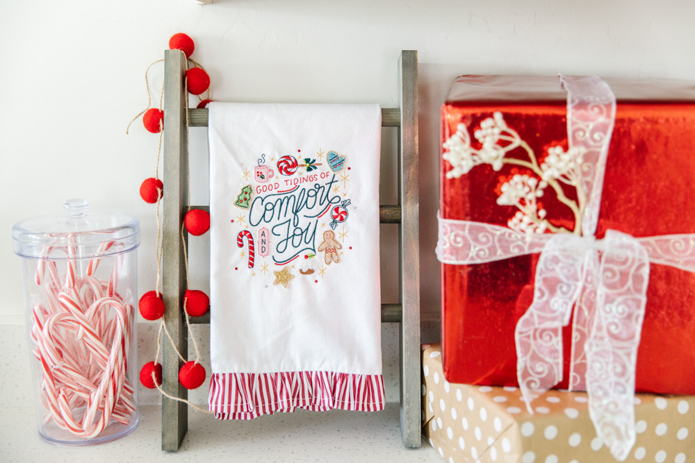 Christmas Machine Embroidery Designs - The Bella Box